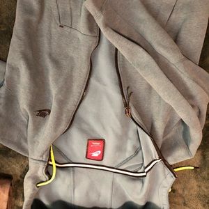 Nike Women’s Sweater